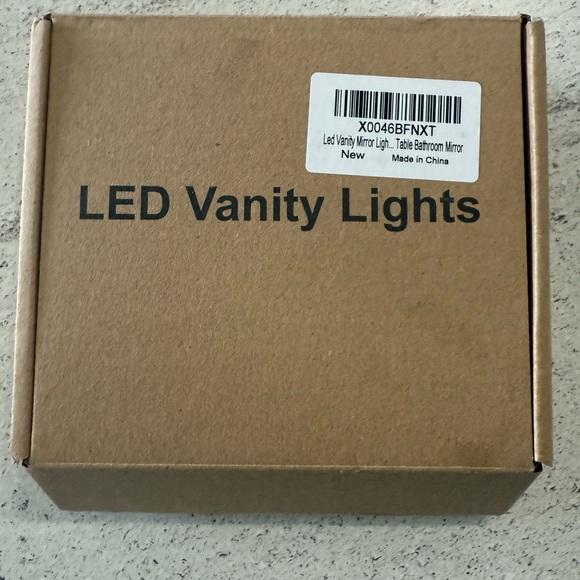 LED Vanity Mirror Light Kit - Picture 6 of 7